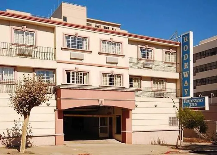 Rodeway City Center